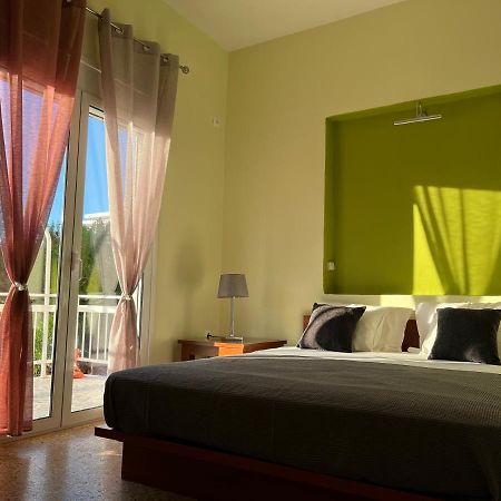 Athens Riviera: 2 Bed / 3' Walk From The Beach Agia Marina  Esterno foto