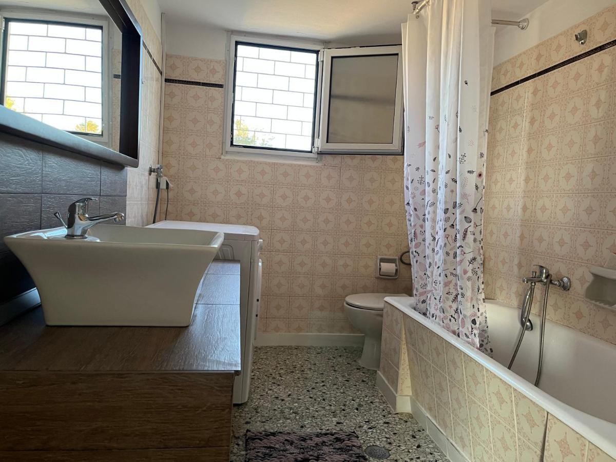 Athens Riviera: 2 Bed / 3' Walk From The Beach Agia Marina  Esterno foto